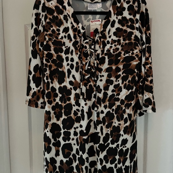 Leopard Print Coverup - Picture 3 of 7